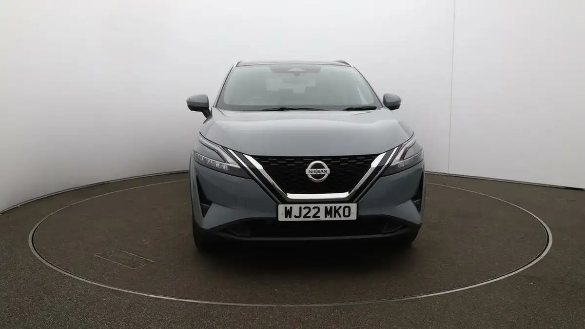 2022-nissan-qashqai-13-dig-t-tekna-158ps-xtronic-big-2