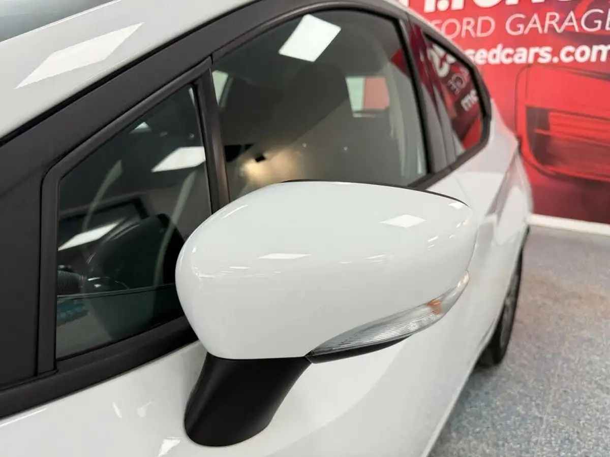 2019-nissan-micra-09-ig-t-acenta-limited-edition-big-17