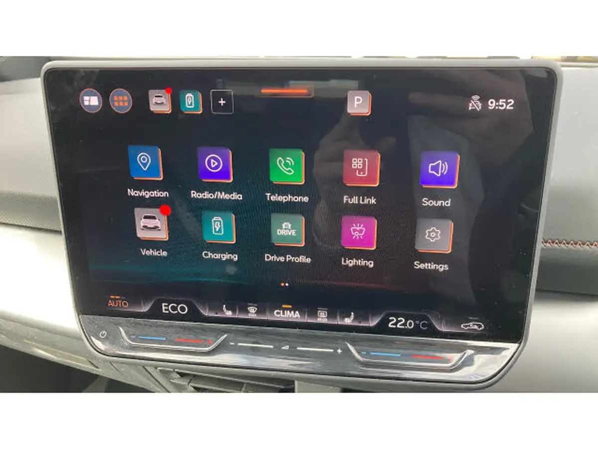 2024-cupra-born-e-v3-edition-big-37