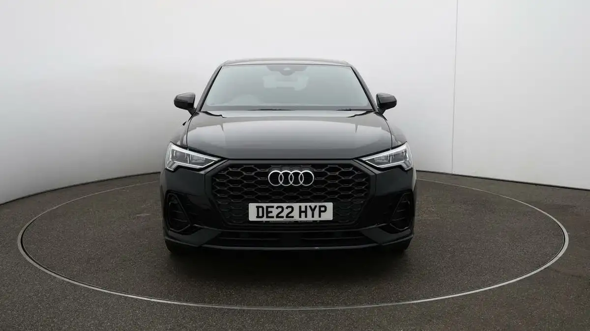 2022-audi-q3-15-35-tfsi-black-edition-cod-sportback-s-tronic-big-2