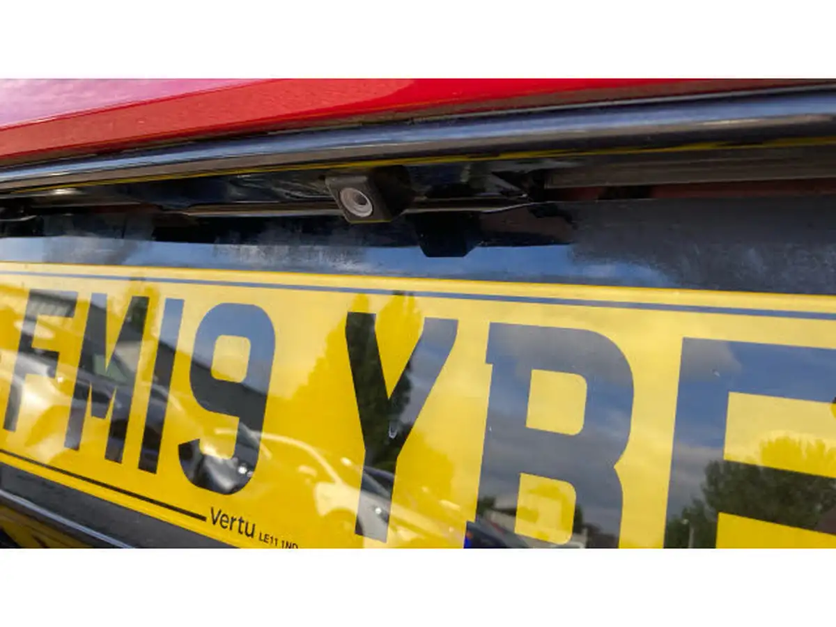 2019-toyota-aygo-10-vvt-i-x-play-big-37