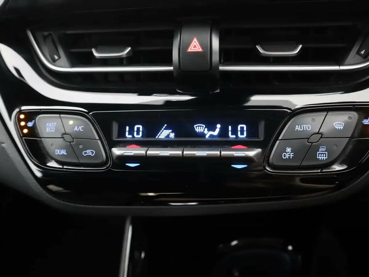 2020-toyota-c-hr-18-vvt-i-design-big-27