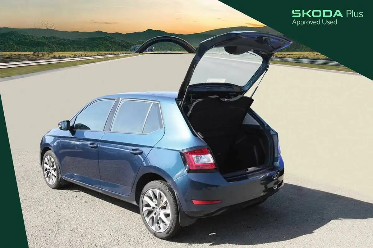 2021-skoda-fabia-10-tsi-se-drive-95ps-hatchback-big-13