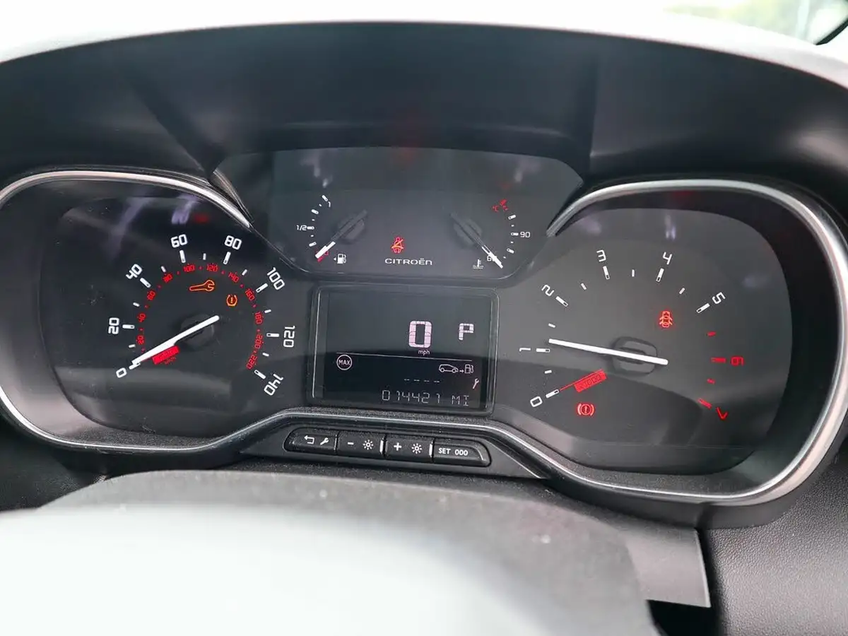 2024-citroen-c3-aircross-12-puretech-max-130ps-eat6-big-6
