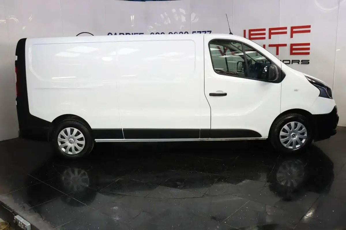 2021-renault-trafic-20dci-ll30-energy-145-business-panel-big-5