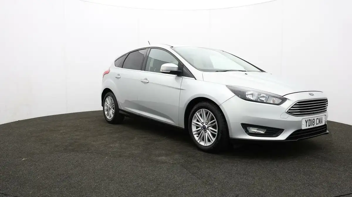 2018-ford-focus-10t-zetec-edition-125ps-hatchback-auto-big-39