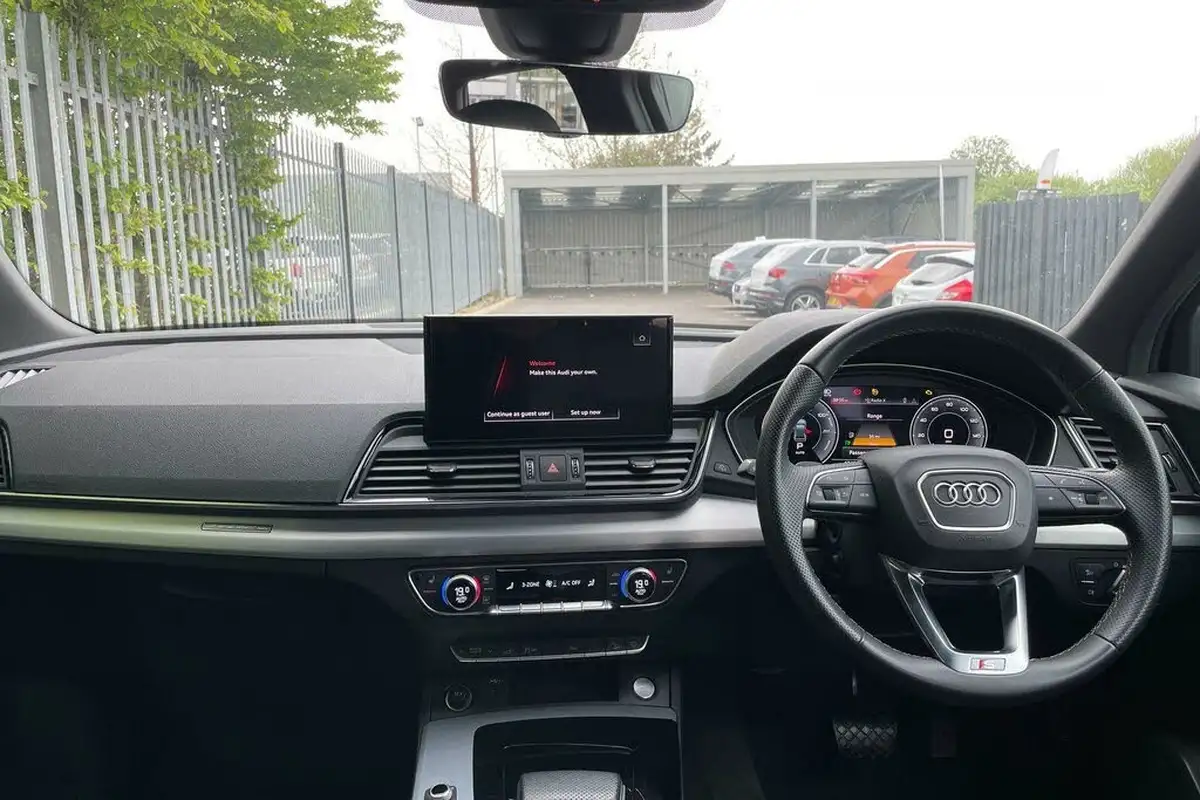 2021-audi-q5-20-50-tfsi-e-s-line-station-wagon-big-2