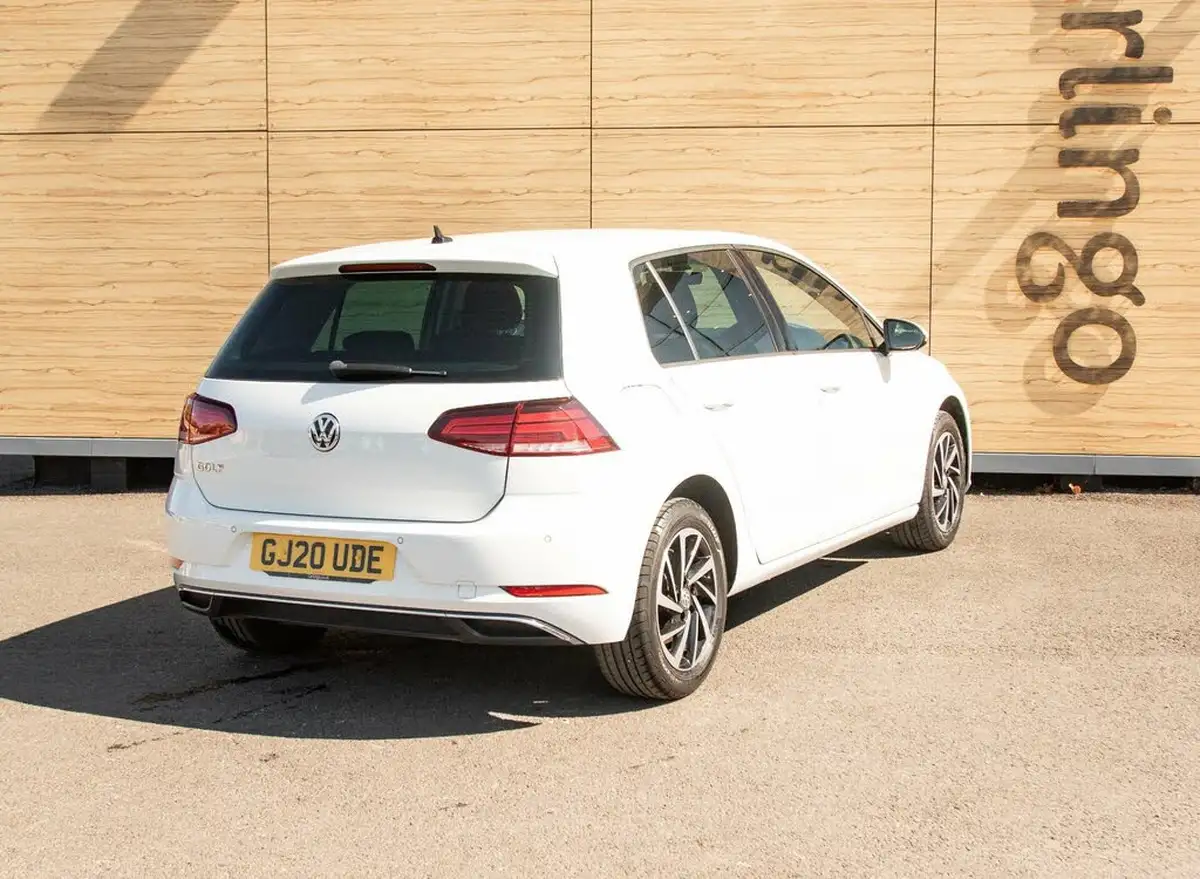 2020-volkswagen-golf-15-tsi-match-edition-150ps-hatchback-big-2