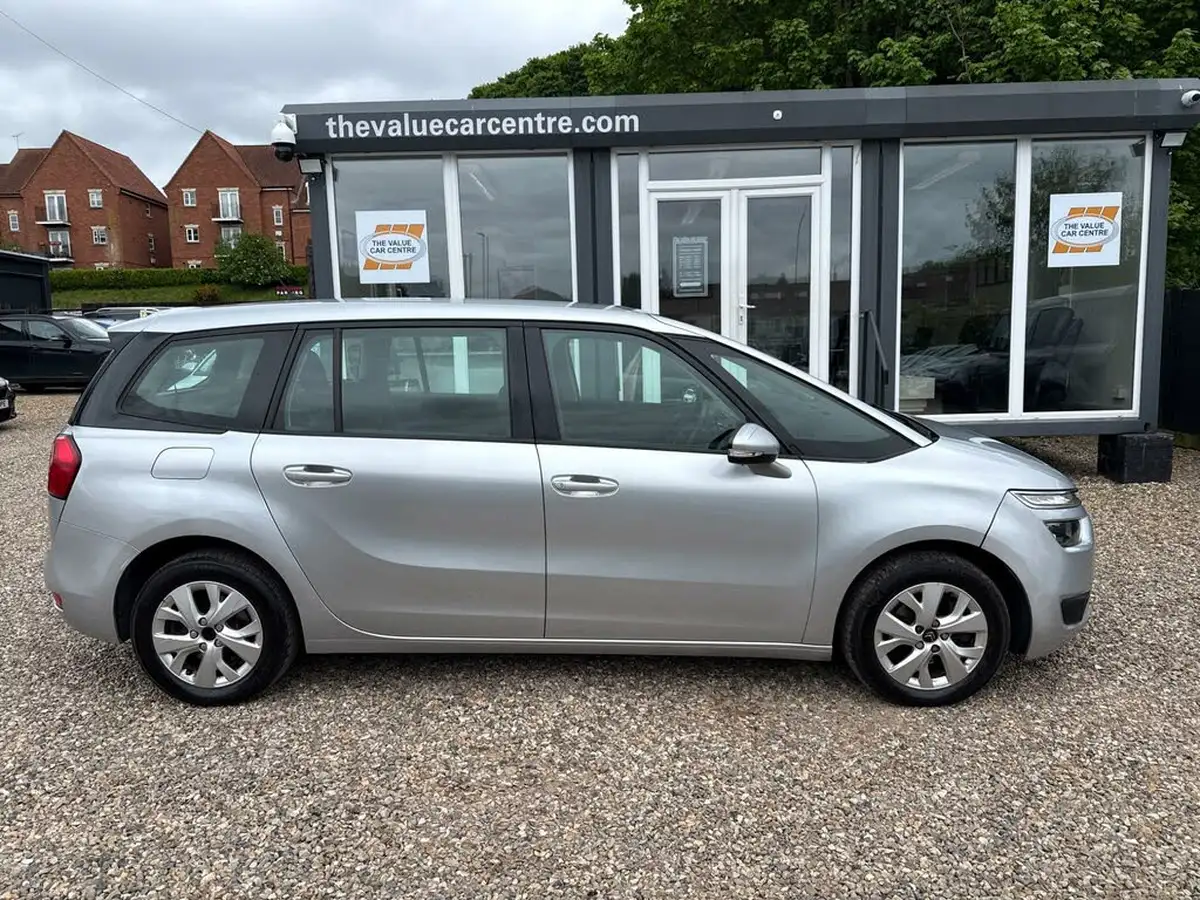 2014-citroen-grand-c4-picasso-16e-hdi-vtr-115ps-etg6-big-1