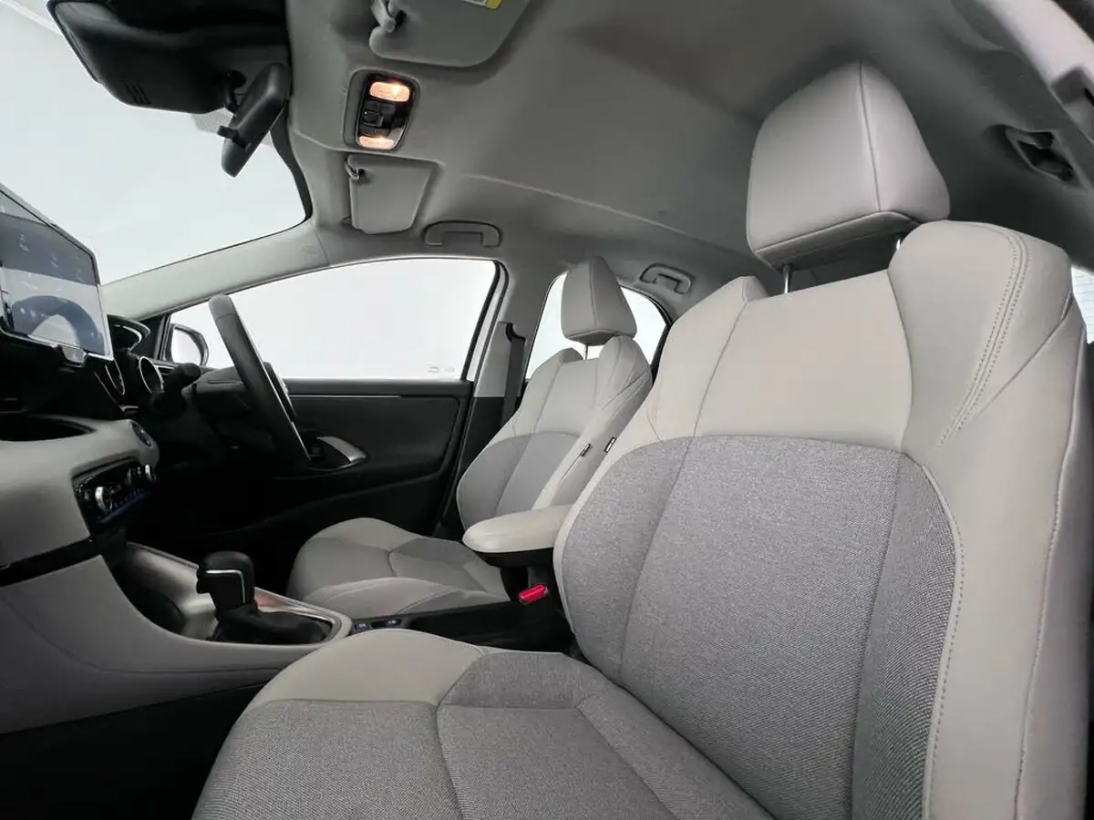 2022-toyota-yaris-15-vvt-i-excel-big-13