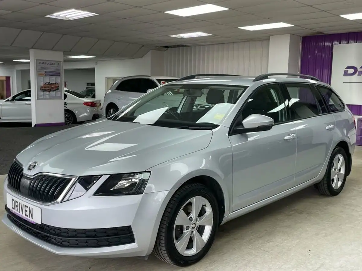 2019-skoda-octavia-10-tsi-s-estate-big-6
