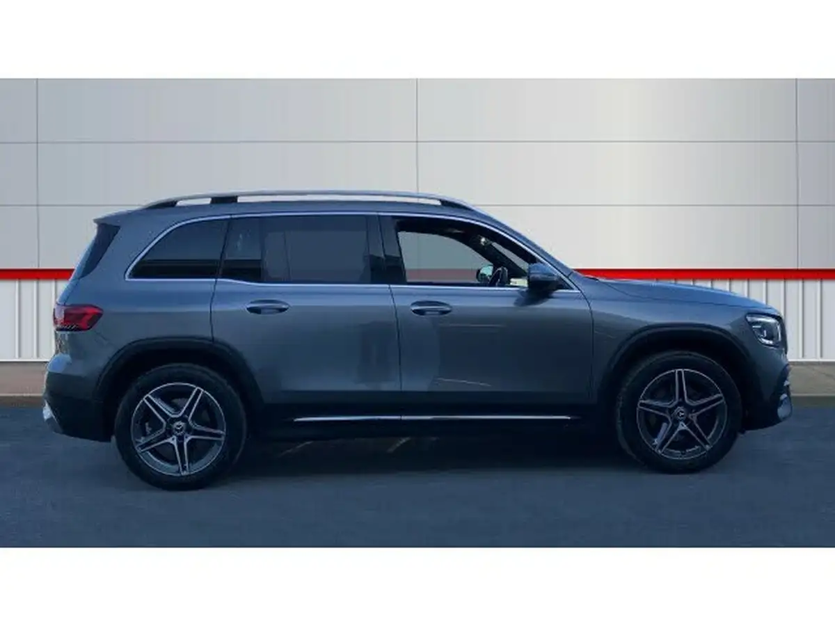 2021-mercedes-benz-glb-class-13-glb200-amg-line-premium-plus-7-8g-tronic-big-4