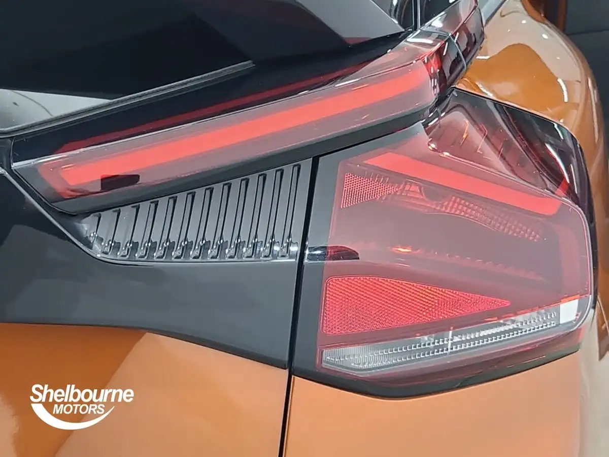 2022-citroen-c4-12-puretech-shine-130ps-big-22