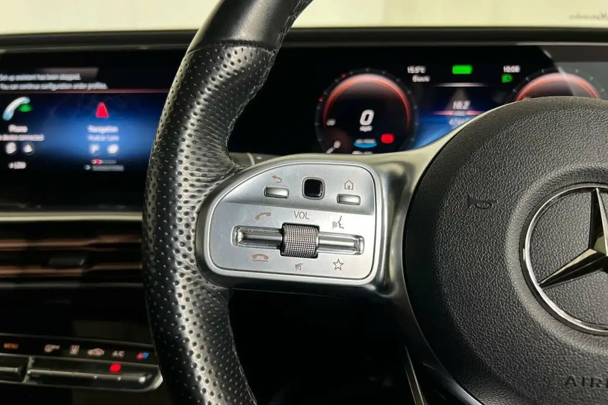 2022-mercedes-benz-eqc-e-eqc-400-amg-line-premium-big-21