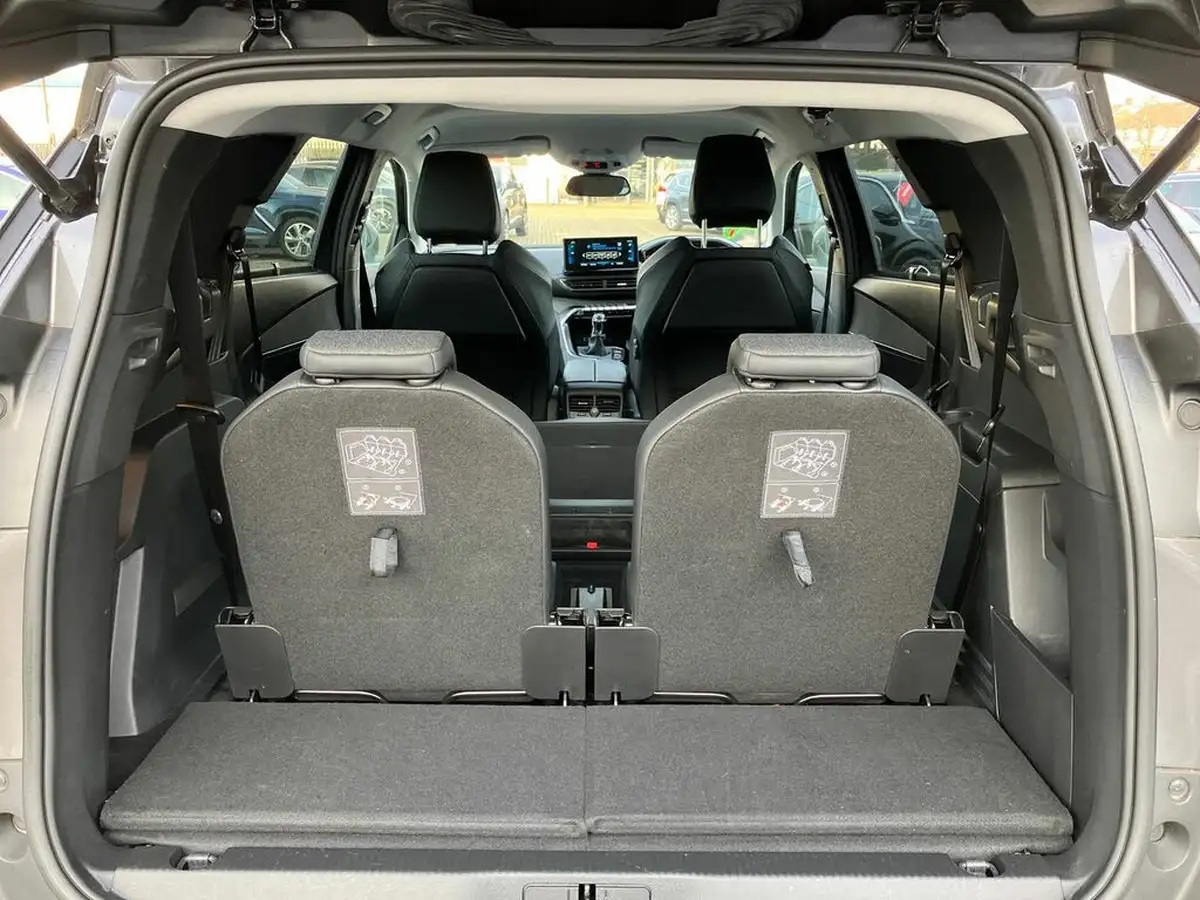 2021-peugeot-5008-suv-15-bluehdi-allure-premium-big-26
