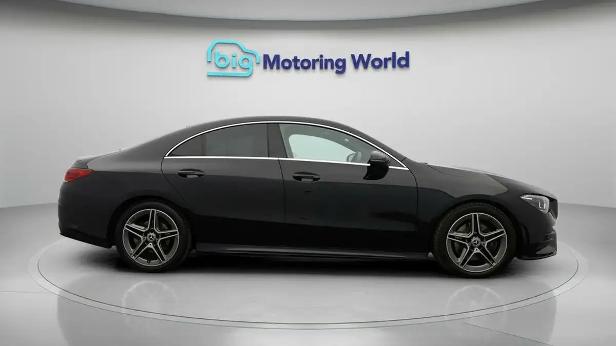2021-mercedes-benz-cla-13-cla-200-amg-line-coupe-4d-big-7