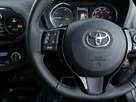 2017-toyota-yaris-15-vvt-i-icon-navi-hybrid-small-17