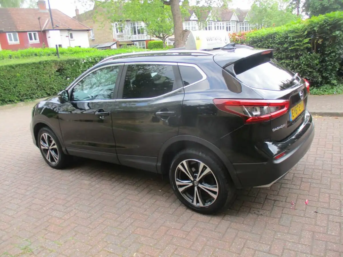 2017-nissan-qashqai-12-dig-t-n-connecta-big-15