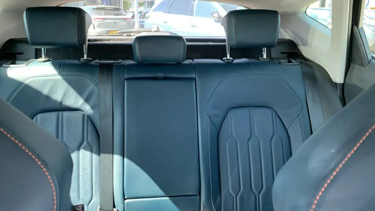 2021-cupra-formentor-14-e-hybrid-v2-big-24