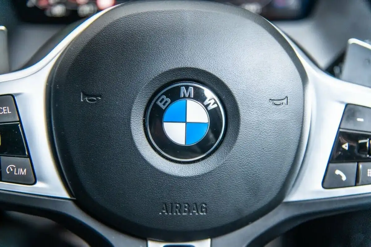 2024-bmw-1-series-20-m135i-xdrive-big-12