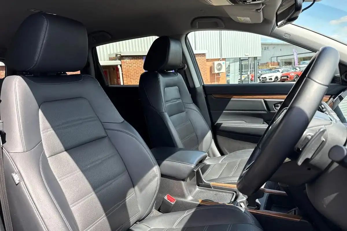2019-honda-cr-v-15-vtec-turbo-sr-193ps-cvt-big-23