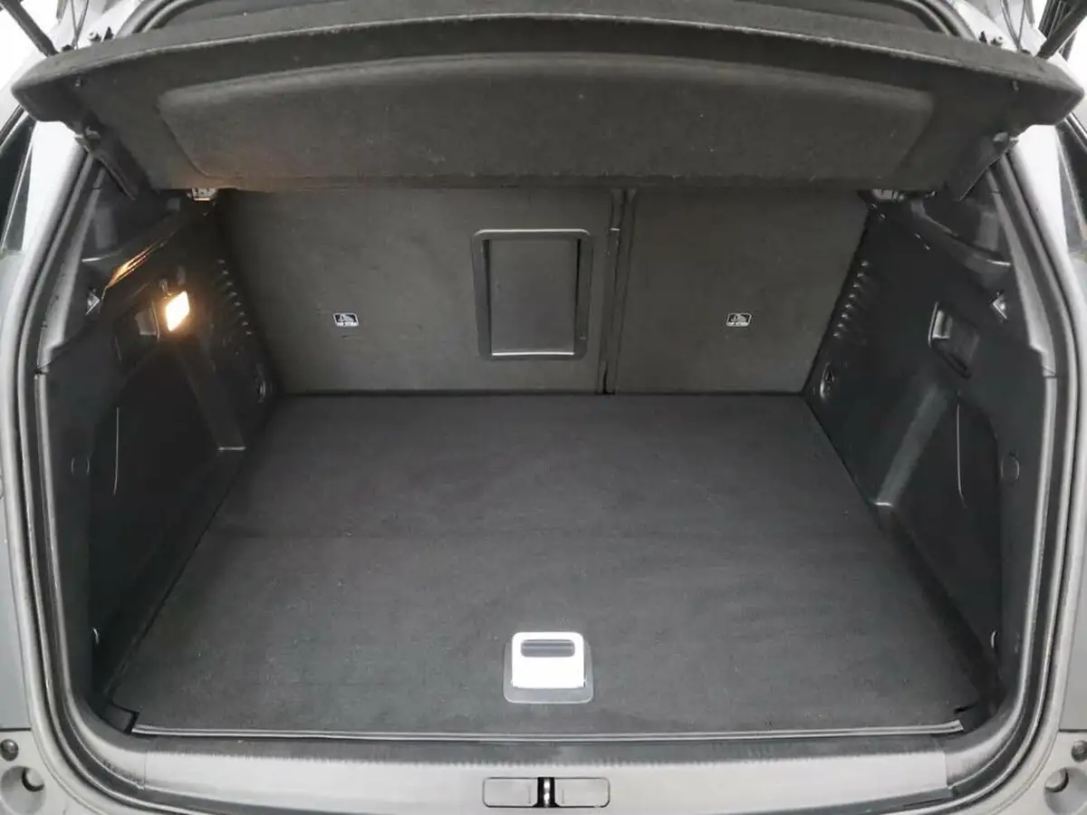 2022-peugeot-3008-suv-16-puretech-gt-premium-300bhp-4wd-hybrid4-e-eat8-big-8