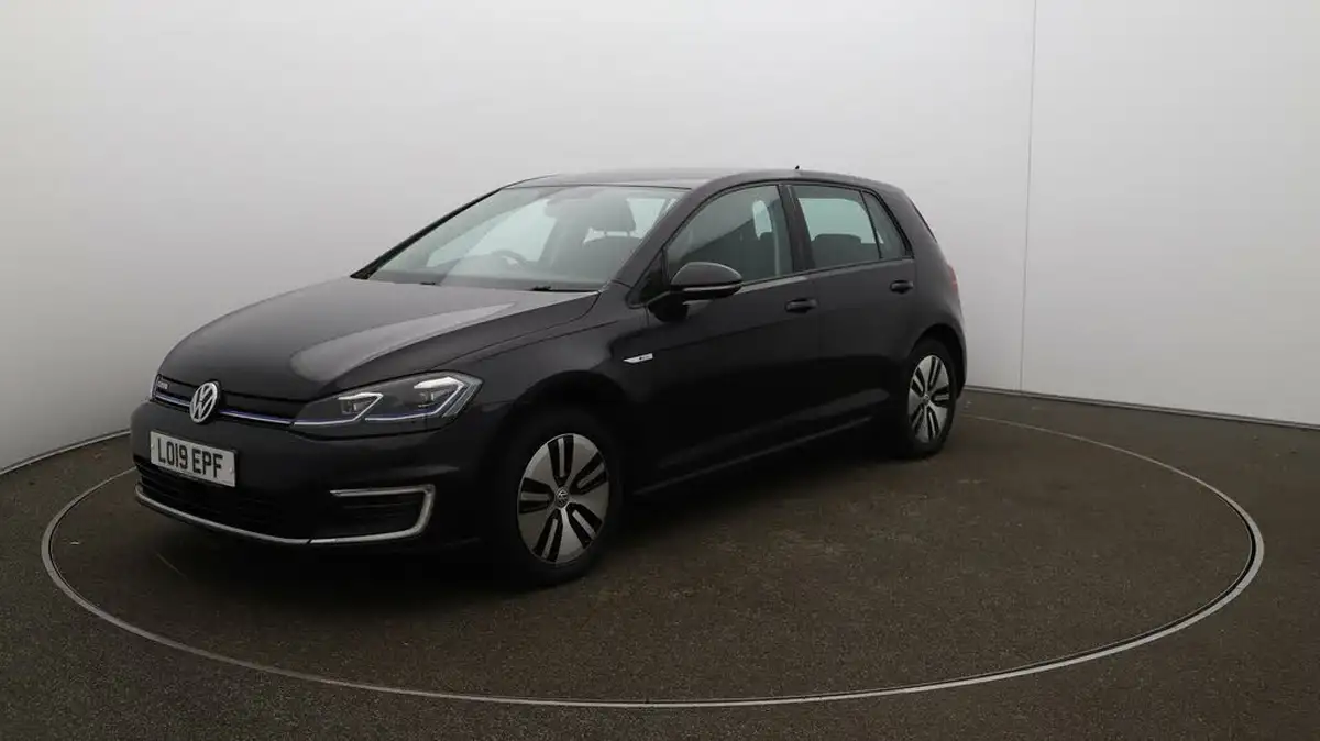 2019-volkswagen-golf-e-e-golf-big-3
