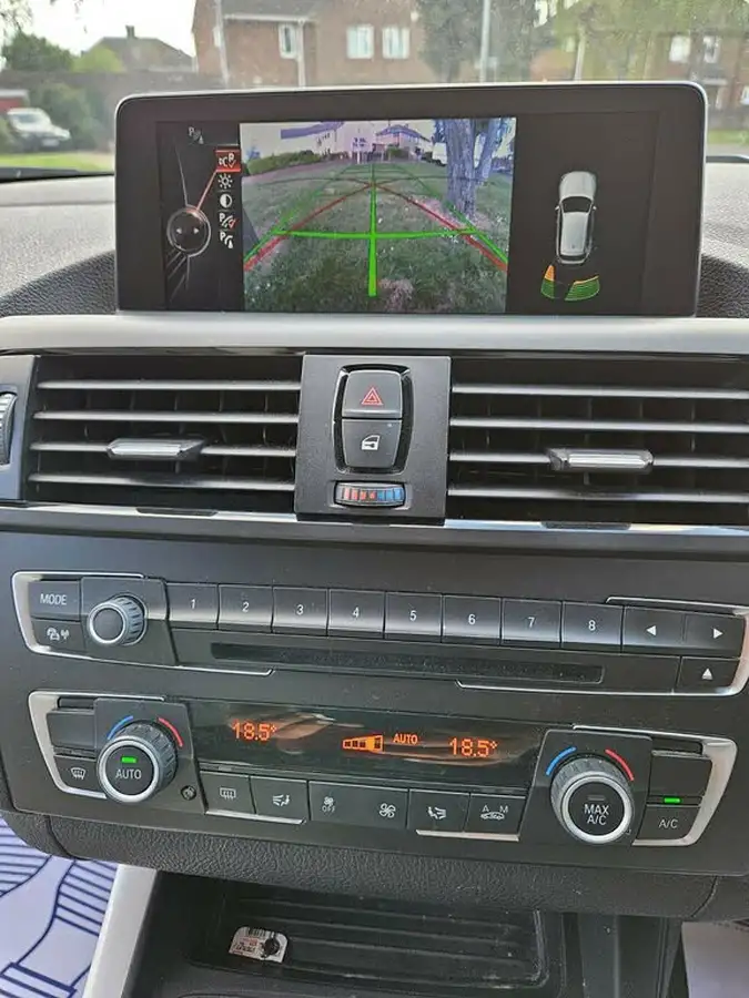 2014-bmw-1-series-big-14
