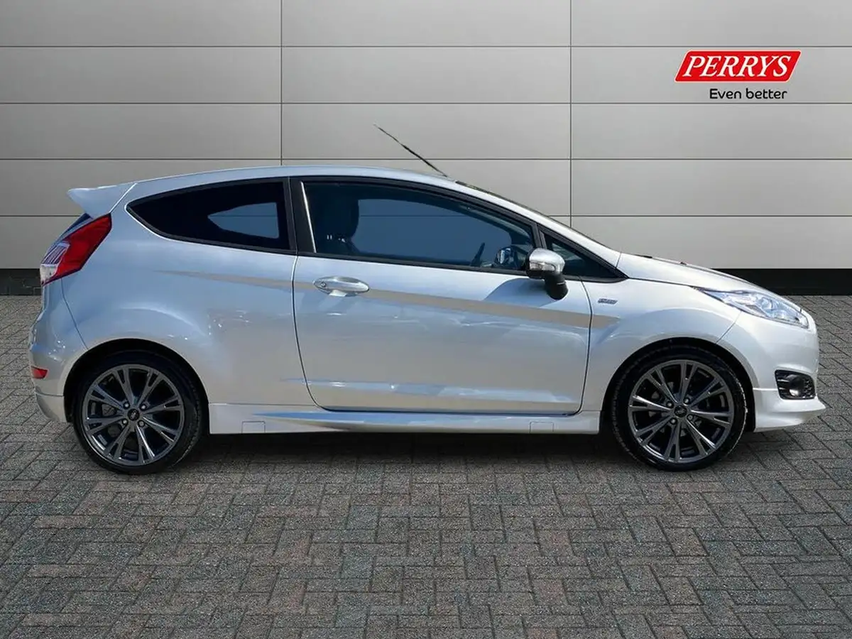 2017-ford-fiesta-10t-st-line-100ps-3d-big-2
