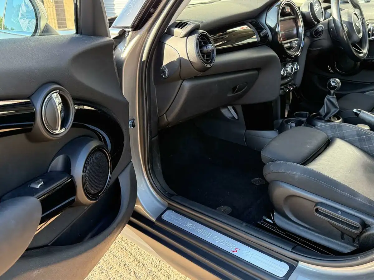 2016-mini-cooper-20-cooper-s-ss-hatchback-5d-big-72