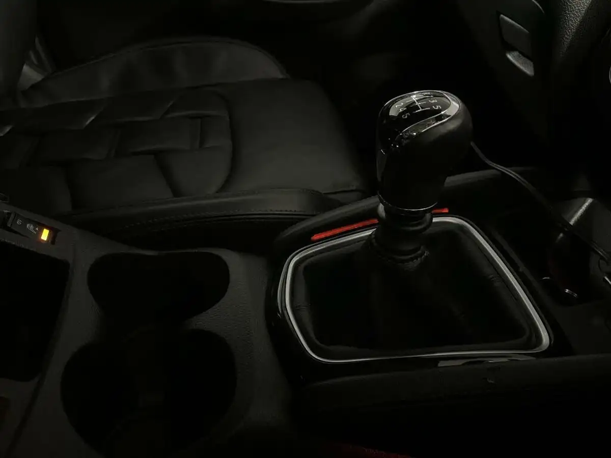 2021-nissan-qashqai-13-dig-t-n-motion-140ps-big-30