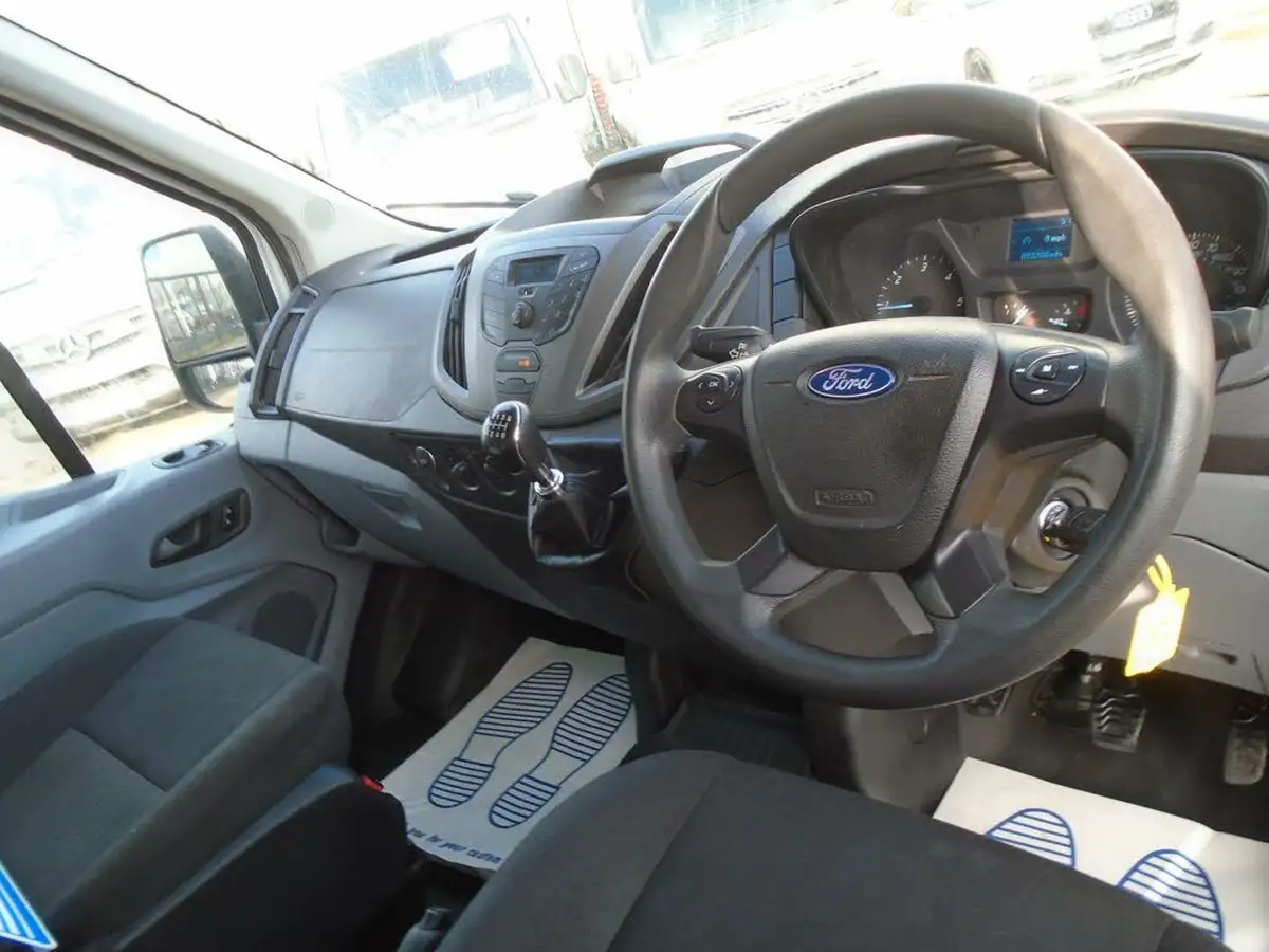 2018-ford-transit-20tdci-350-l2h3-130pseu6-panel-van-big-1