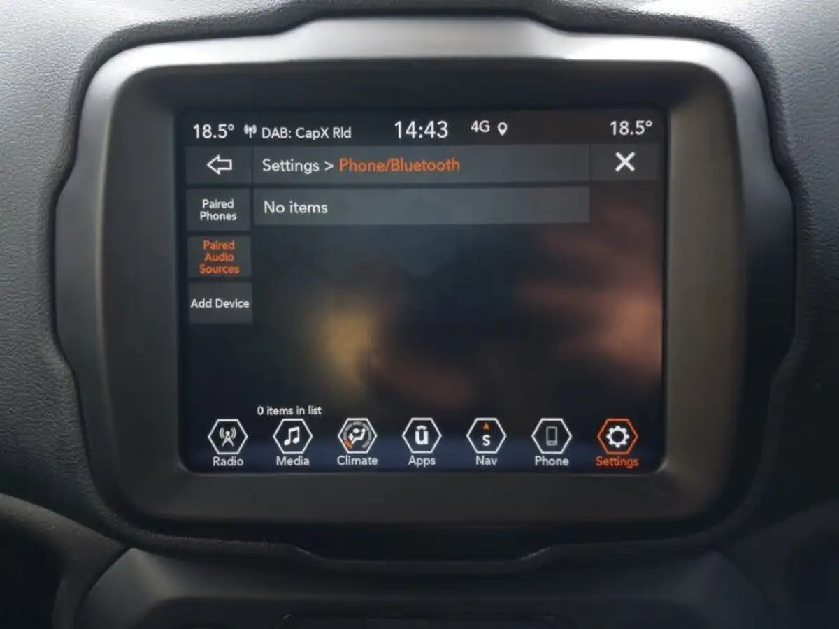 2021-jeep-renegade-13-gse-longitude-phev-big-11