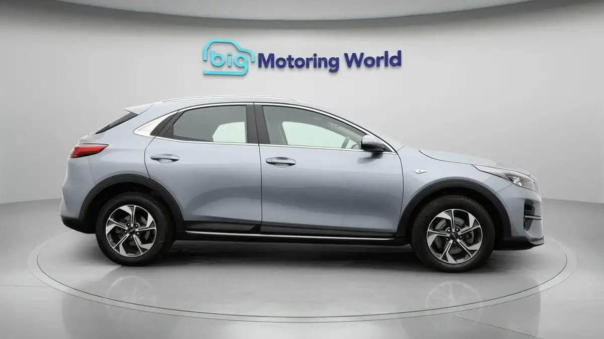 2022-kia-xceed-10-t-gdi-2-big-7