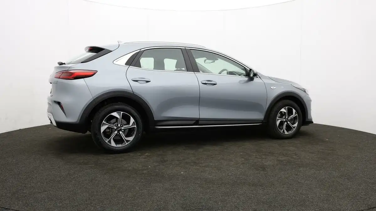 2022-kia-xceed-10-t-gdi-2-big-28