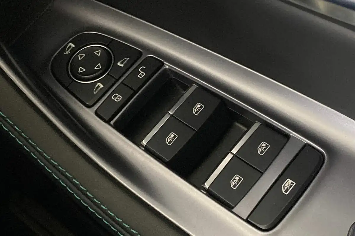 2024-byd-seal-15-boost-big-34