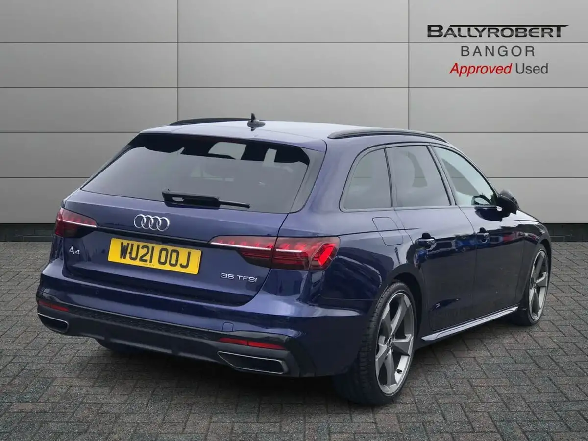 2021-audi-a4-avant-20-35-tfsi-black-edition-s-tronic-big-14