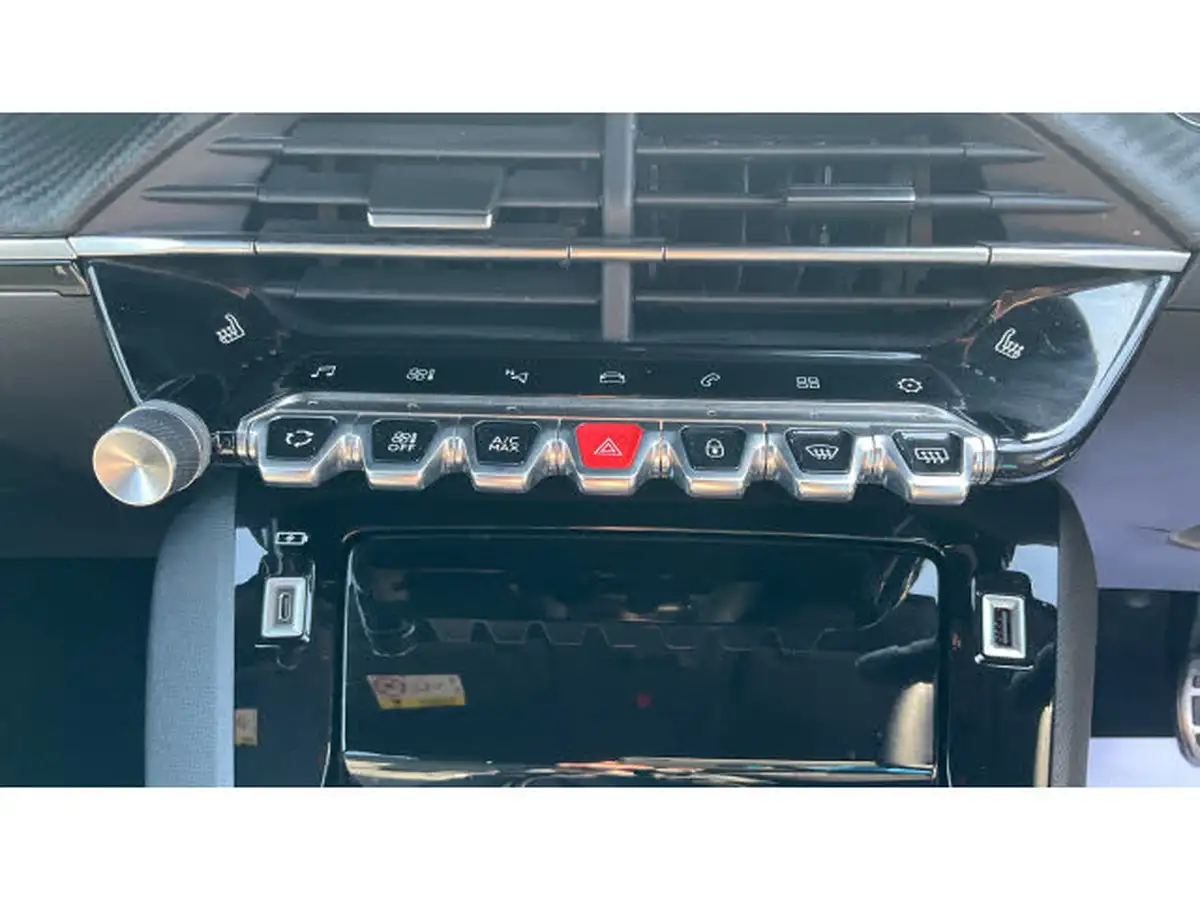 2022-peugeot-2008-suv-12-puretech-gt-big-30