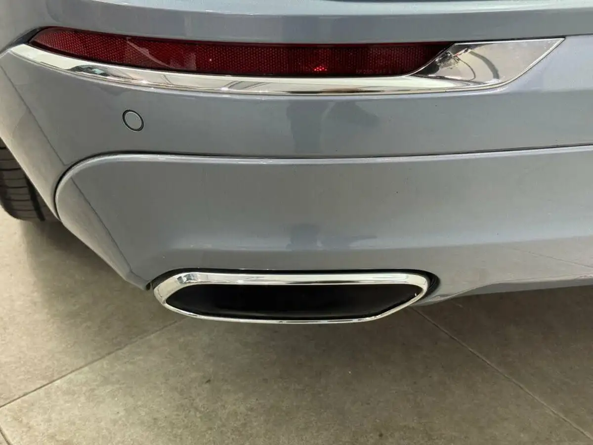 2018-volvo-xc60-20-t8-inscription-pro-390bhp-twin-engine-big-29