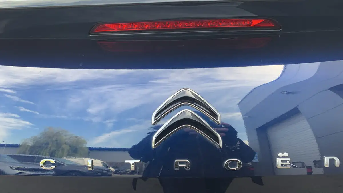 2024-citroen-c5-x-12-puretech-plus-130ps-ss-eat8-big-25