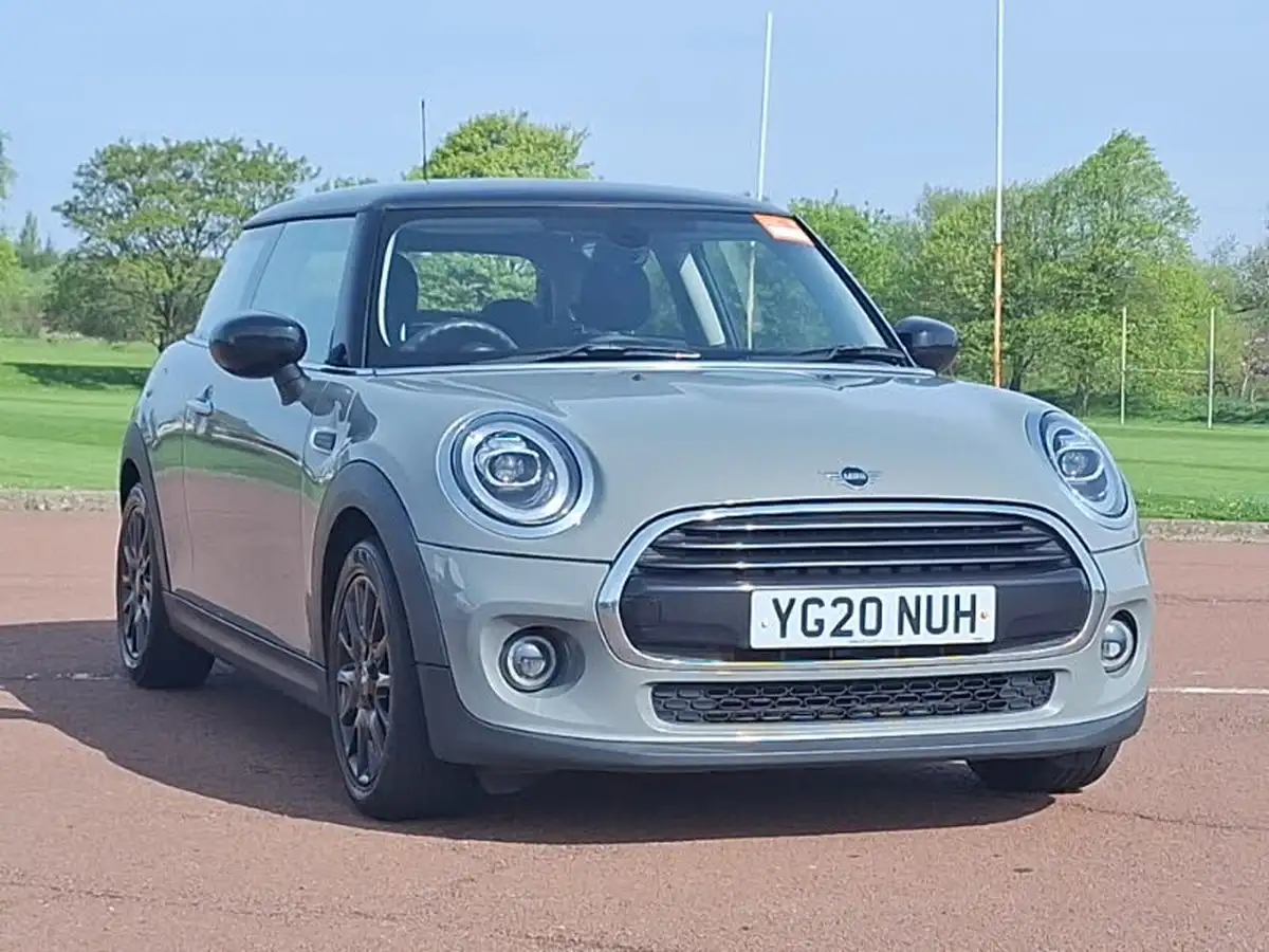 2020-mini-cooper-15-cooper-classic-nav-hatchback-3d-big-0