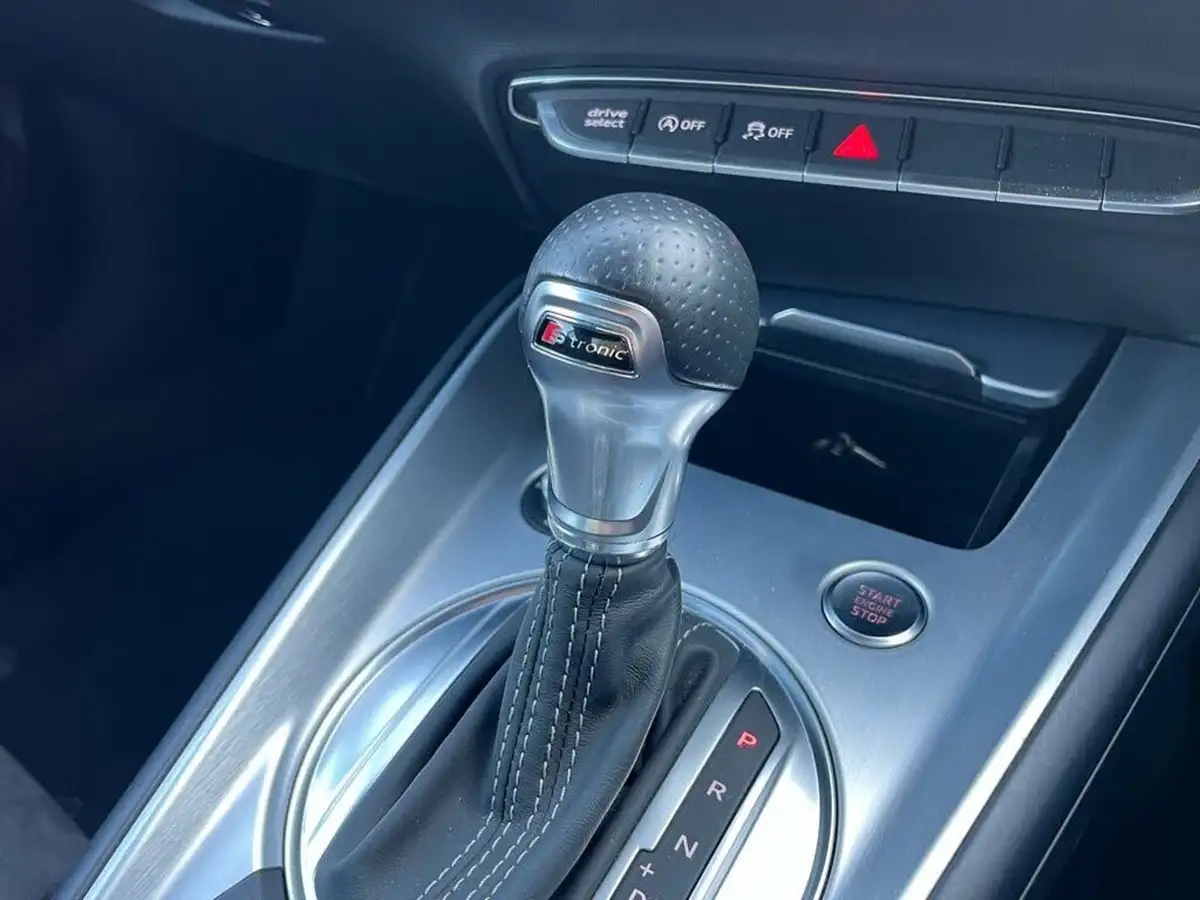 2022-audi-tt-coupe-20-45-tfsi-black-edition-quattro-big-13