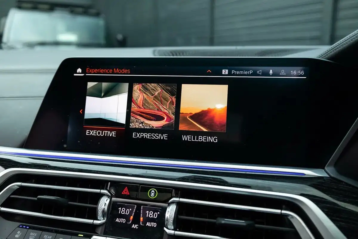 2020-bmw-x7-30td-m50d-big-45