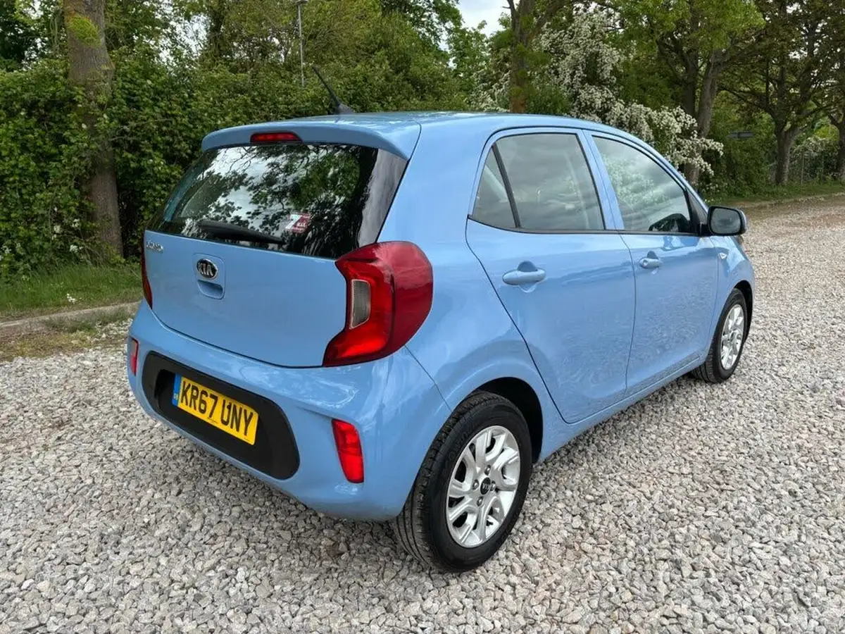 2017-kia-picanto-10-2-big-2