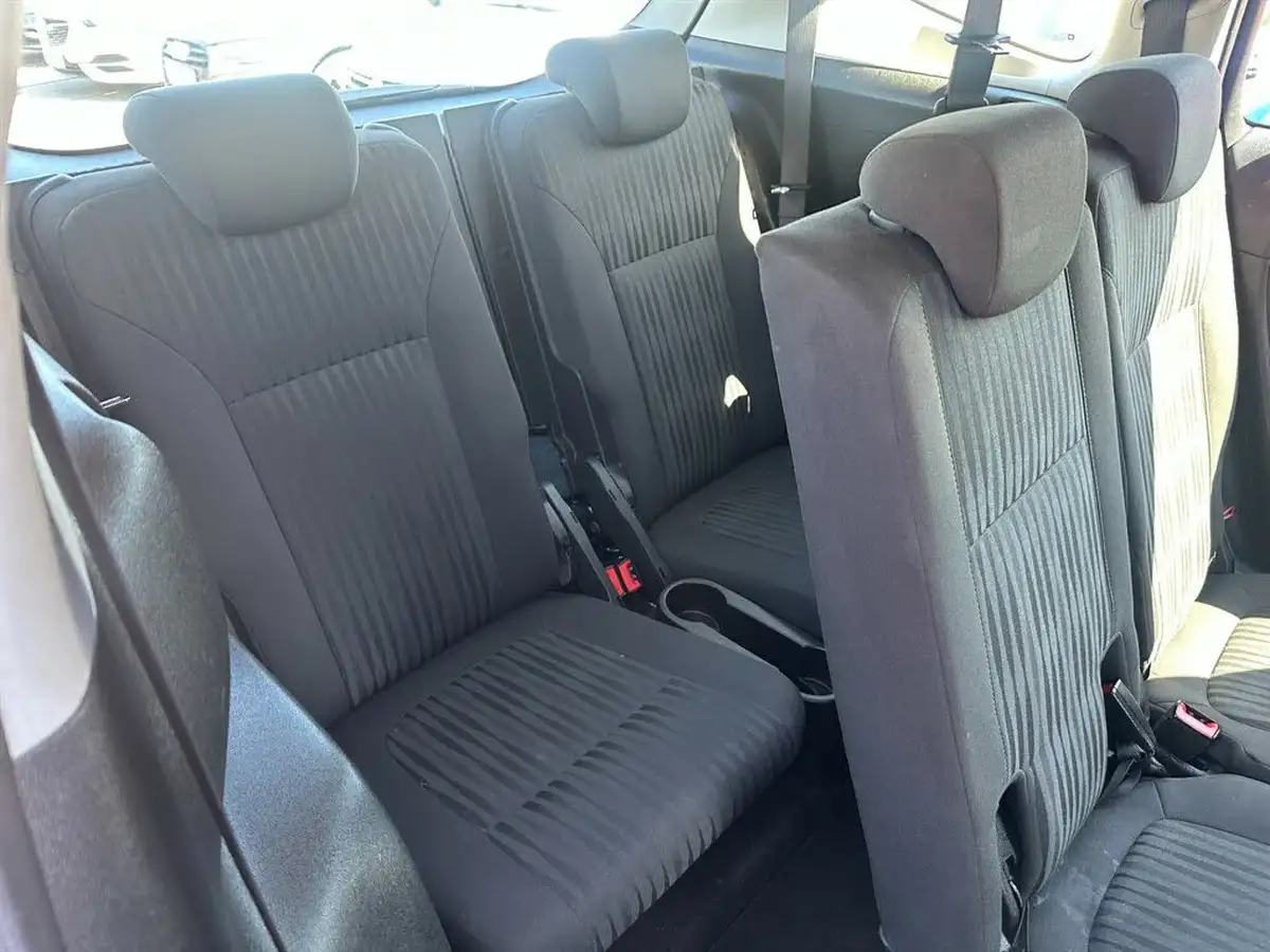 2013-vauxhall-zafira-tourer-20td-exclusiv-165ps-auto-big-8