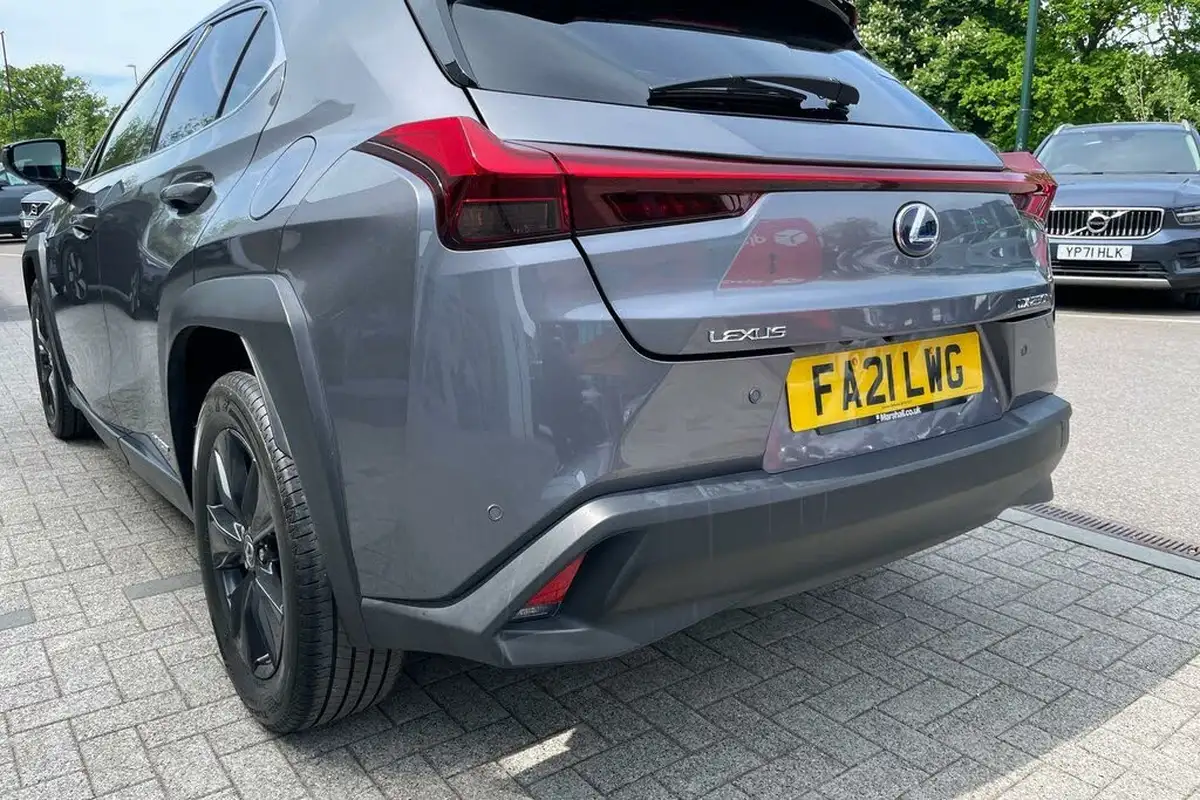 2021-lexus-ux-250h-20-ux-184bhp-without-navigation-big-16