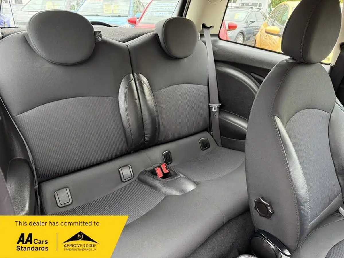 2013-mini-cooper-16-cooper-122bhp-sport-chili-hatchback-3d-big-9