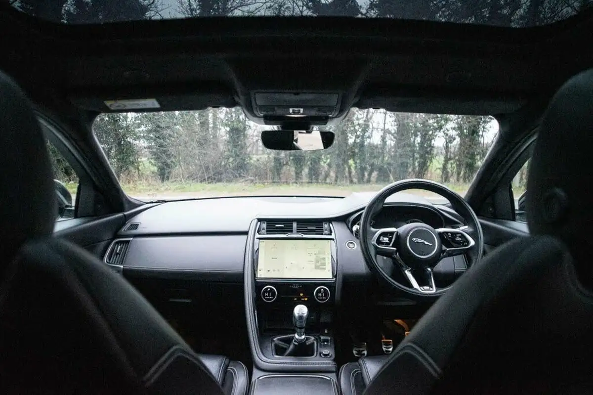 2021-jaguar-e-pace-20-d165-r-dynamic-se-big-2