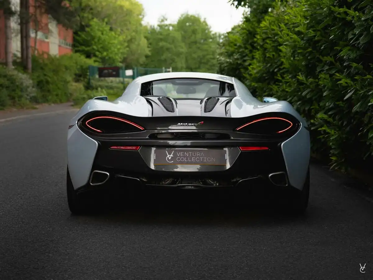 2016-mclaren-570s-38-big-5