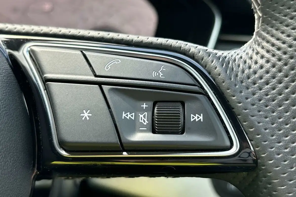 2021-audi-a4-20-35-tdi-s-line-big-37